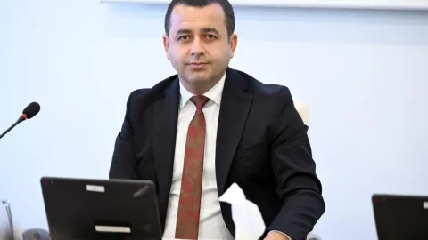 Əli Həşimli Federasiya prezidenti seçildi