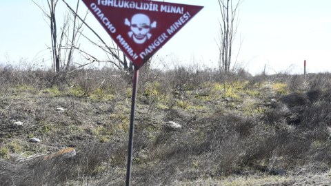 Azad olunmuş ərazilərdəki qəbiristanlıqlarda mina TƏHLÜKƏSİ
