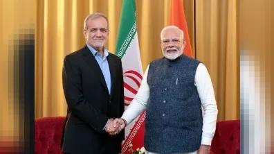 Modi Pezeşkianla danışdı