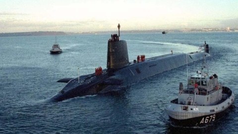 Britaniyanın sualtı nüvə qayığı Ərəb dənizində