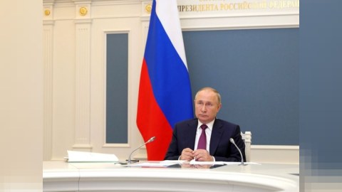Putin Azərbaycan Dövlət Teatrının açılışını edəcək