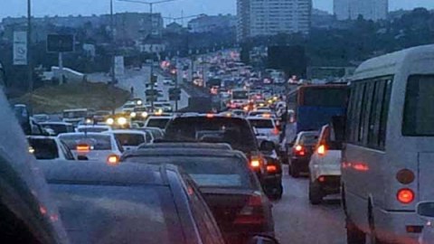 Millimizin oyununun vaxtı tıxaca görə dəyişdi