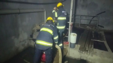 People are being evacuated from flooded areas - VIDEO