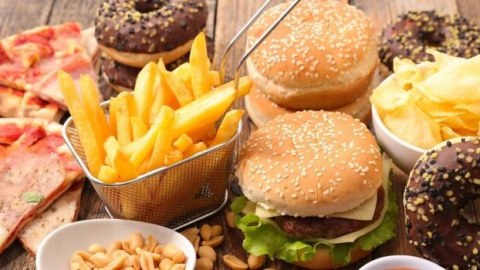 Ürək üçün təhlükəli qidalar