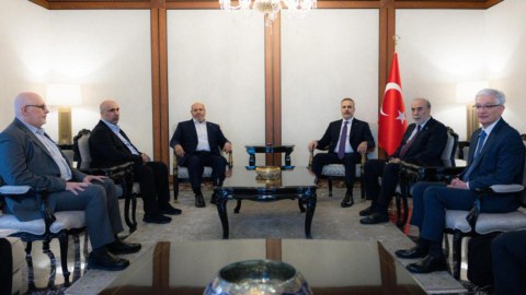 Fidan HƏMAS nümayəndələri ilə görüşdü