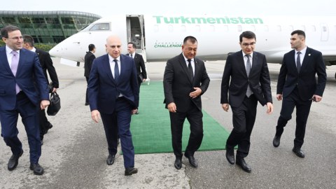 Türkmənistanın Nazirlər Kabineti sədri Bakıya gəldi