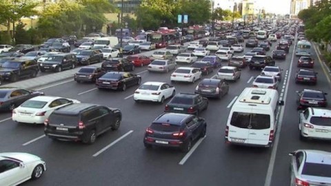 Hazırda tıxac olan YOLLAR