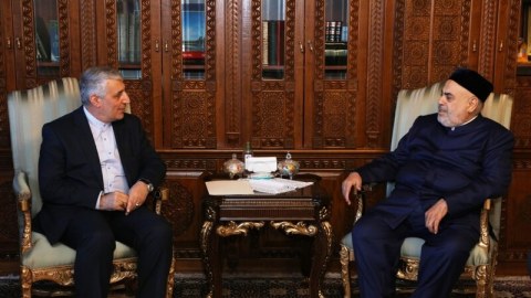 Allahşükür Paşazadə İran səfiri ilə görüşdü, başsağlığı verdi