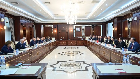 Parlamentdə Qars Təhsil və Mədəniyyət Vəqfinin nümayəndələri ilə&nbsp; görüş - FOTO