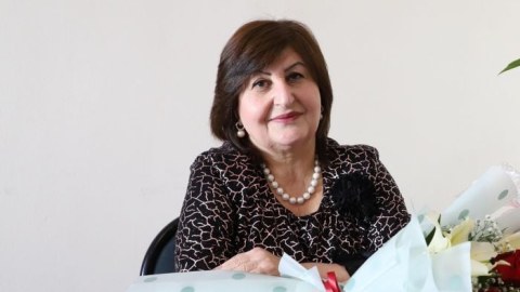 &ldquo;5 dəqiqəlik yol&rdquo;da oxunan &ldquo;Sözsüz mahnı&rdquo;, başlanan &ldquo;Yay əhvalatı&rdquo;...