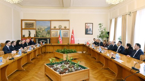 Fərhad Abdullayev Muhsin Şentürklə görüşdü