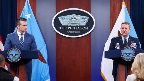Hörmüz boğazının açıq olduğuna inanırıq -&nbsp;Pentaqon