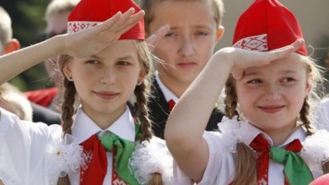 Rusiyada pioner və komsomollar bərpa olunur