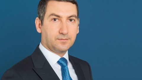 Prezidentin yüksək vəzifə verdiyi general kimdir? - DOSYE