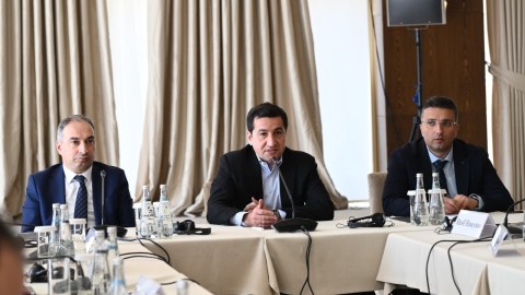 Hikmət Hacıyev Qəbələdə Ermənistan nümayəndələri ilə görüşüb&nbsp;