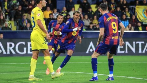 "Barselona" "Espanyol"u darmadağın etdi