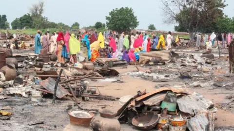 Nigeriyada bazar vuruldu, 200 nəfər öldü