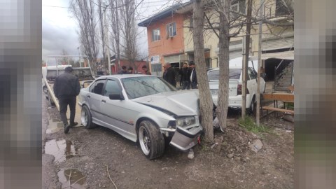Xaçmazda zəncirvari - 3 maşın toqquşdu