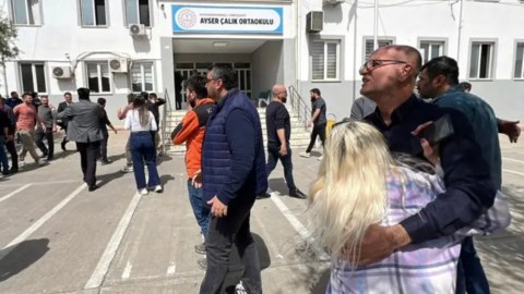 9 nəfəri qətlə yetirənin şagirdin atası polis rəisi, anası müəllim imiş