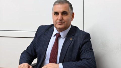 Ay erməni, məndən nə istəyirsən?..