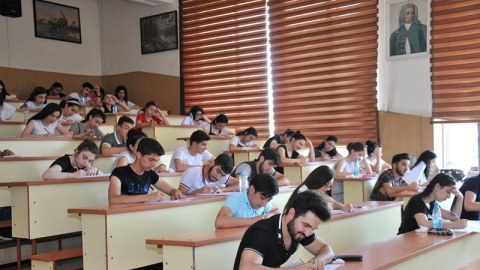 Ali məktəblərdə ixtisasların sayı ARTIRILDI