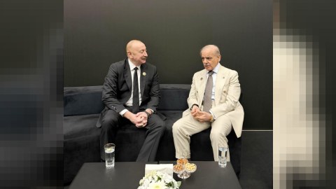 Şahbaz Şərif: "İlham Əliyevlə görüşdüyüm üçün çox şadam"
