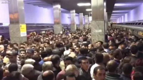Hazırda Bakı metrosu&nbsp;- Fotolar