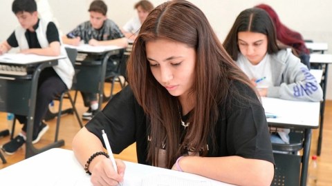 Abituriyentlərin nəzərinə: sizi qarşıda gərgin mübarizə gözləyir