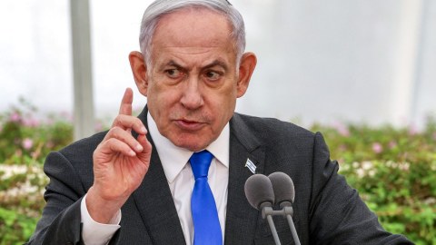Is there a problem with Netanyahu's health?