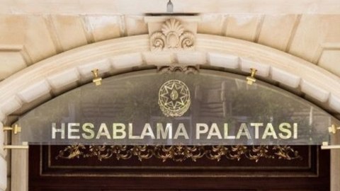Dövlət qurumları nasaz avtomobilləri sığortalayır - Palata