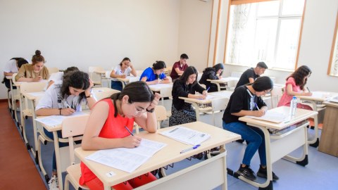 Qəbul imtahanlarının başlanma saatı DƏYİŞDİRİLDİ