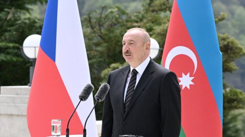 Azərbaycan&nbsp;Çexiyaya qonşu olan ölkələrə qaz ixrac edir