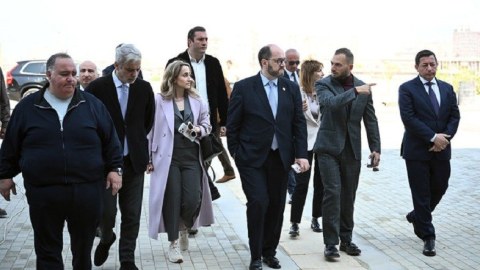 Arayik Harutyunyana hesabat verdilər