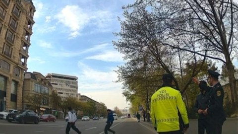 Yol polisi piyadalara çağırış etdi