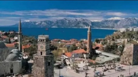 Dünyada ilk pulun yarandığı şəhər: qədim və cazibədar Uşak
