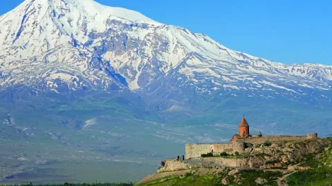 Ermənistan Ağrı dağına iddialardan vaz keçir