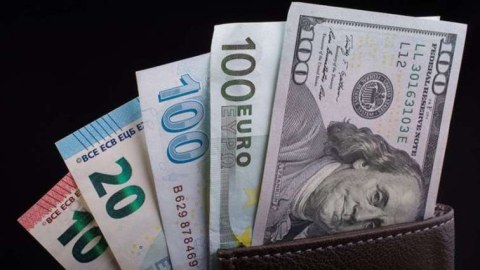 Məzənnə: avro, lirə ucuzlaşdı, dollar, rub isə...