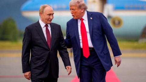 Putin Trampı 9 May paradına dəvət etmədi