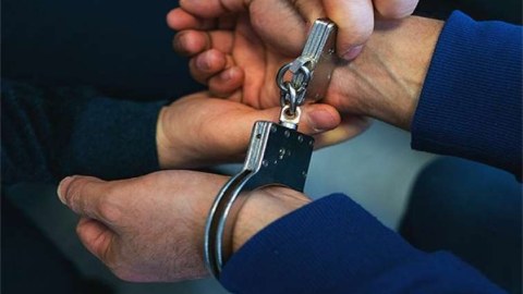 Özünü sayt rəhbəri və jurnalist kimi təqdim edən 5 nəfər həbs olundu