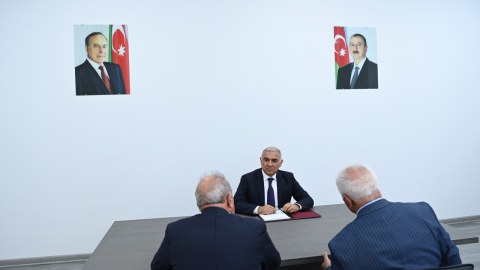 "Azərişıq"ın sədri sakinlərlə&nbsp;görüşdü