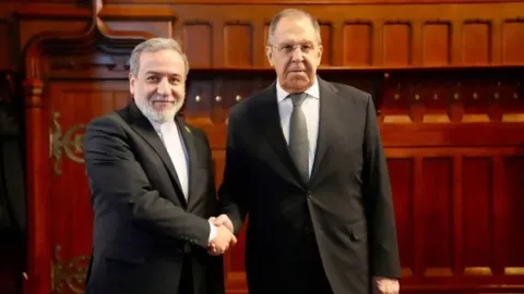 Əraqçi Lavrovla müharibəni&nbsp;müzakirə etdi