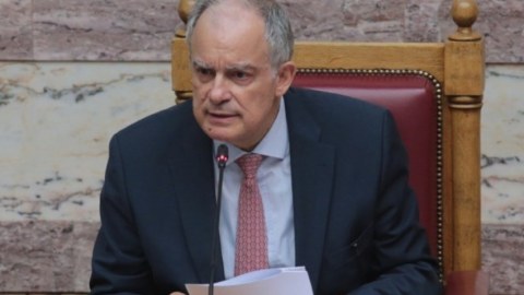 Yunanıstan Prezidenti də İrəvana GETDİ