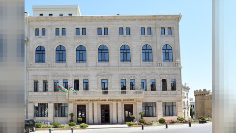 Konstitusiya Məhkəməsi Milli Məclisə tövsiyə verdi