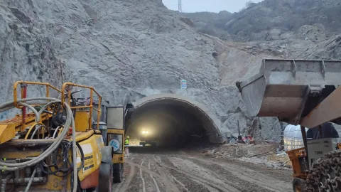 Fransızlar Zəngəzurda tunel inşa edəcək