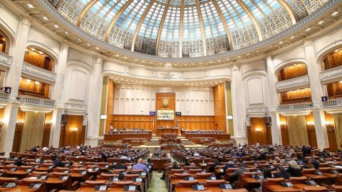 Rumıniya hökuməti istefaya göndərildi&nbsp;