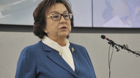 Qrupunu dəyişmək imkanından çox az abituriyent istifadə edir - İRAD