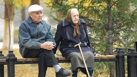 İşləyən pensiyaçıların pensiyası yenidən artacaq