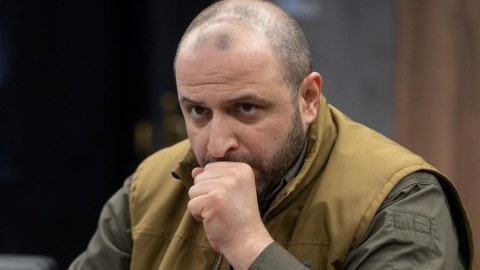 Rüstəm Umerov Uitkoffla görüş üçün ABŞ-a gedir