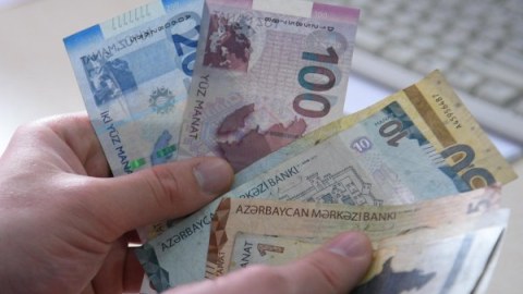 Dövlət büdcəsinin gəlirləri proqnozu üstələdi&nbsp;&nbsp;