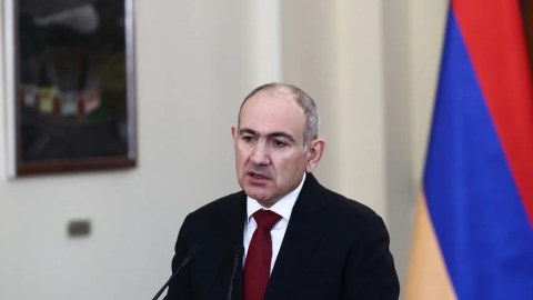 Qars-Gümrü dəmir yolunda problemlər tapılıb - Paşinyan